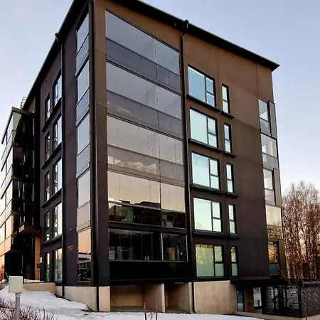 Apartment Modern Near Tampereen Messukeskus, With Own Private And Free Parking *