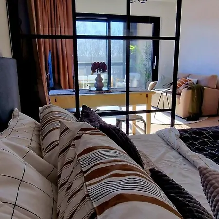 Modern Near Tampereen Messukeskus, With Own Private And Free Parking * Tampere