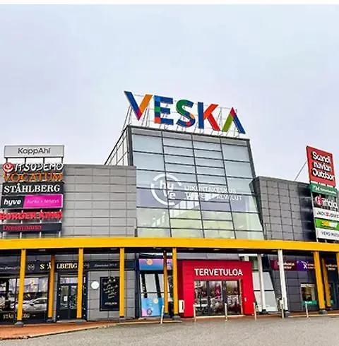 Modern Near Tampereen Messukeskus, With Own Private And Free Parking