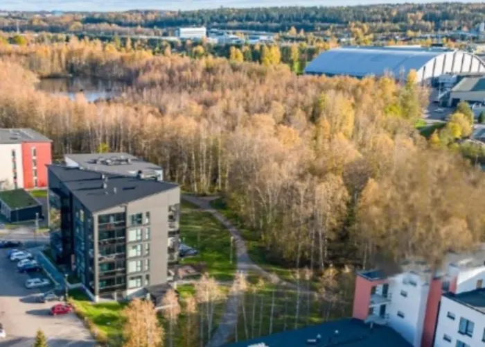 Apartamento Modern Near Tampereen Messukeskus, With Own Private And Free Parking