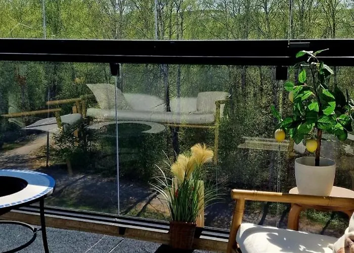 Modern Near Tampereen Messukeskus, With Own Private And Free Parking Apartamento Tampere